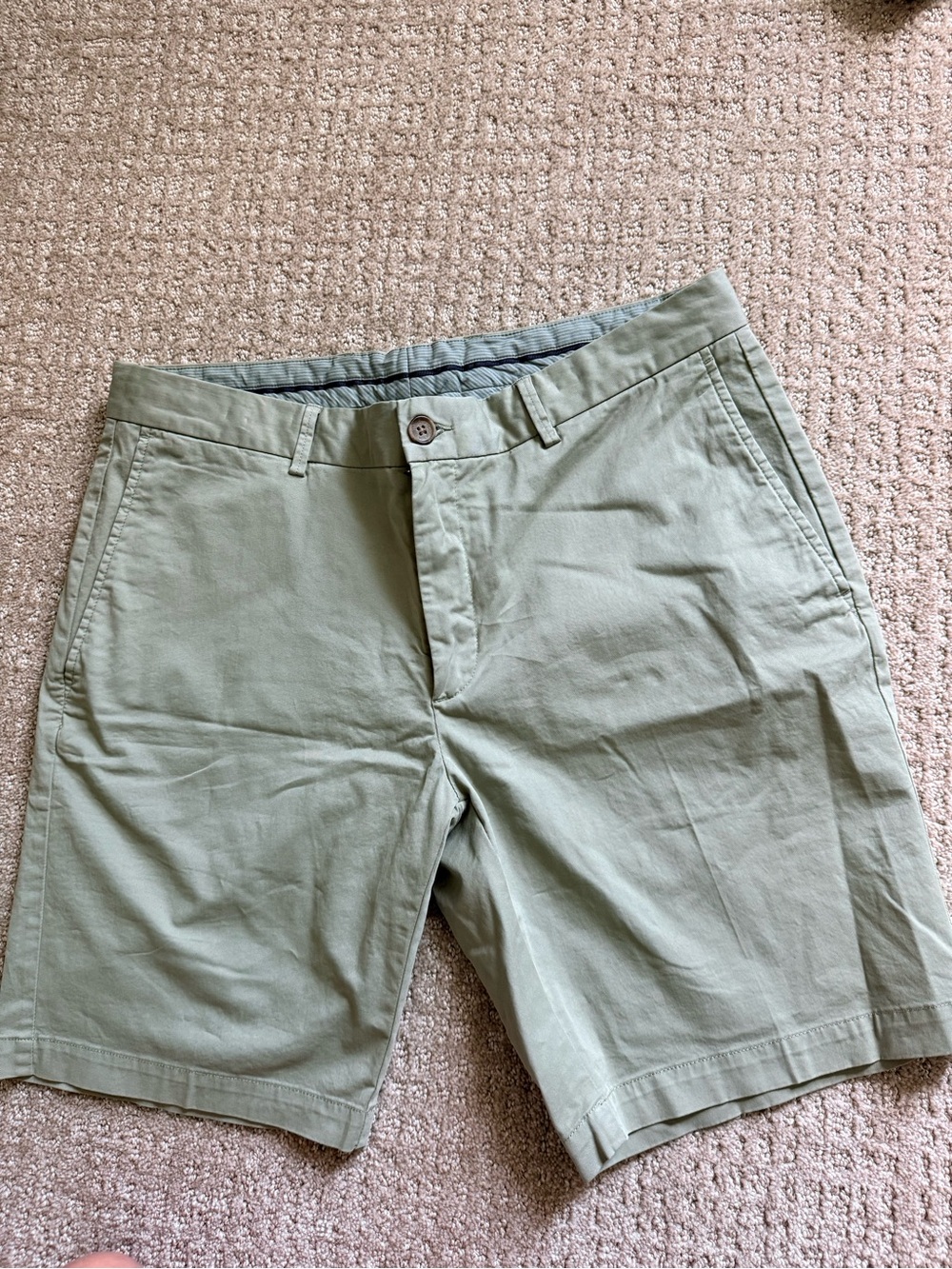 NWT Scott Barber Men’s Stretch Chino Shorts – Size 34 – Sage Green